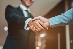 Flash Names Peter Weiss as Chief Business Officer