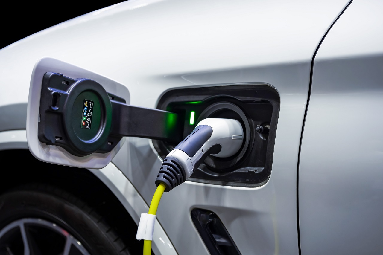 The transaction adds approximately 6,000 AC and DC charging points to Cubos’ portfolio