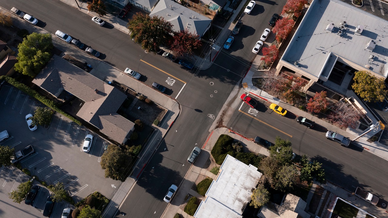 New facility adds 400 spaces, EV charging and bike parking to support downtown access