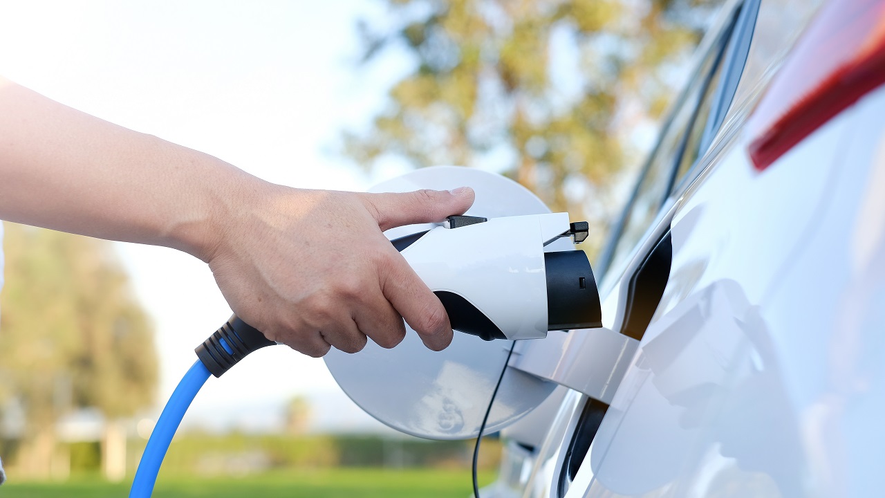 AMPECO and Plugsurfing Partner to Launch Managed Roaming with 1M+ Charge Points Across Europe