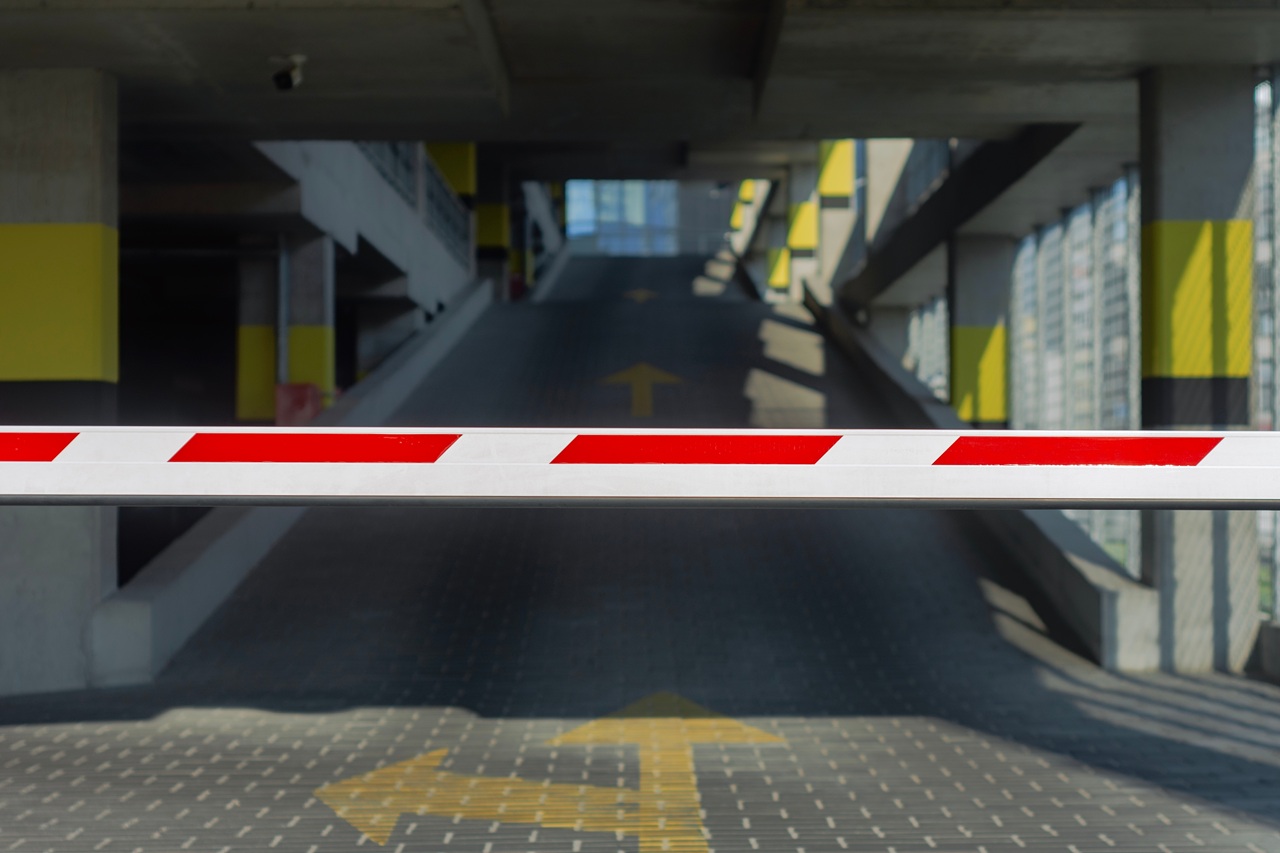 Dahua Provides an Unified Access Solution Based on AI-Driven License Plate Recognition and Simplifying Architecture.