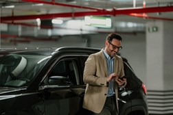 APCOA Will Operate More than 500 Parking Spaces and 30 Charging Points at the Arne-Jacobsen-Haus in Hamburg-Winterhude from 2027 Onwards