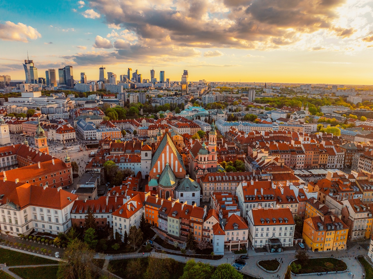 Arrive has launched the EasyPark mobile parking payment app in Poland