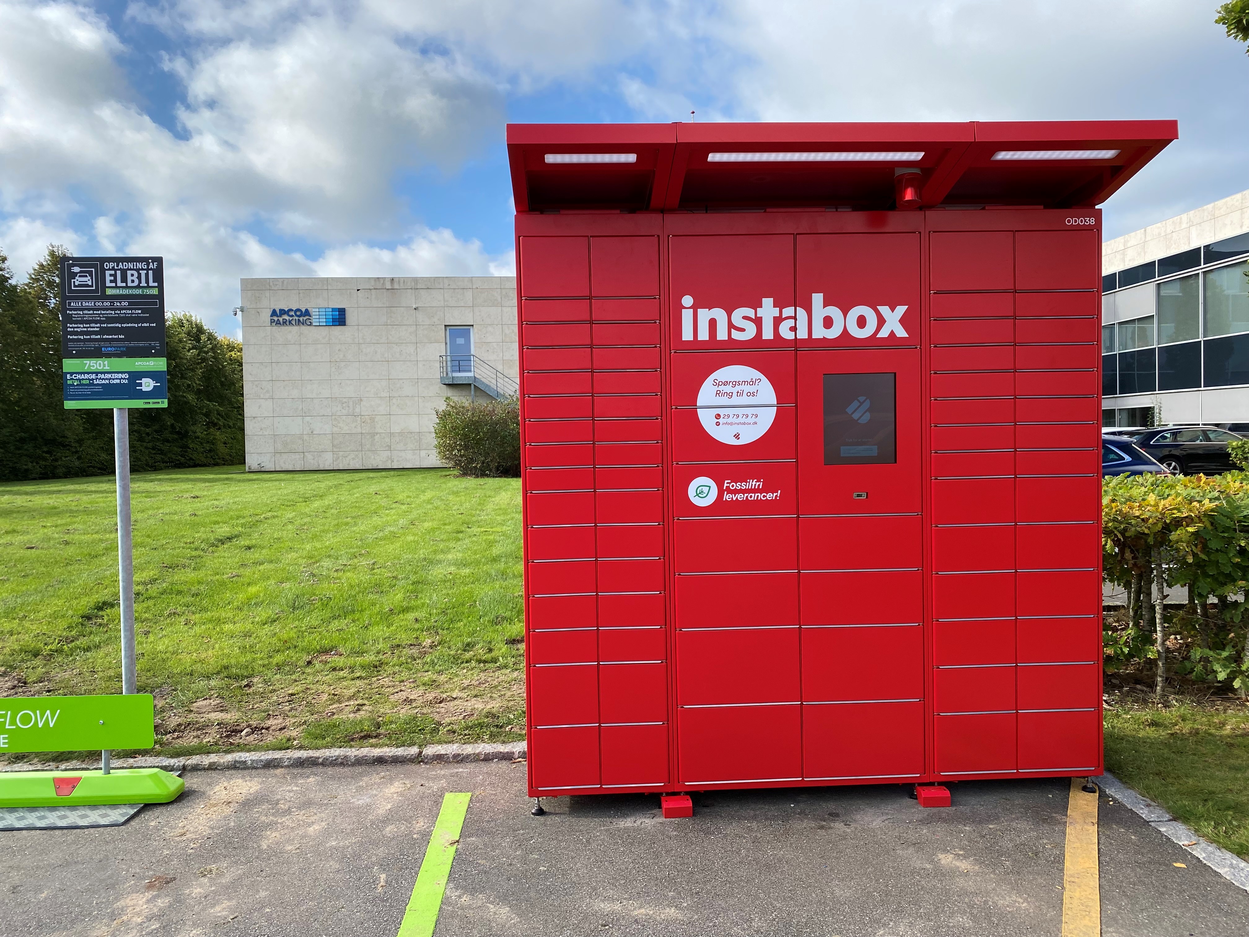 With the new partnership between APCOA and Instabox, Danes will now be able to pick up parcels directly from the parking lot 