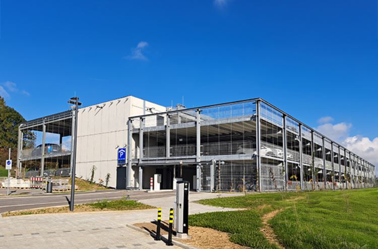 Sustainable Car Park for the New Bertha-Benz School