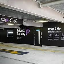 London Luton airport parking