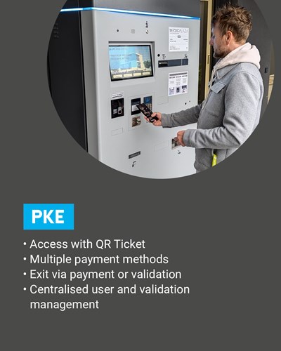 PKE Man paying at parking metre