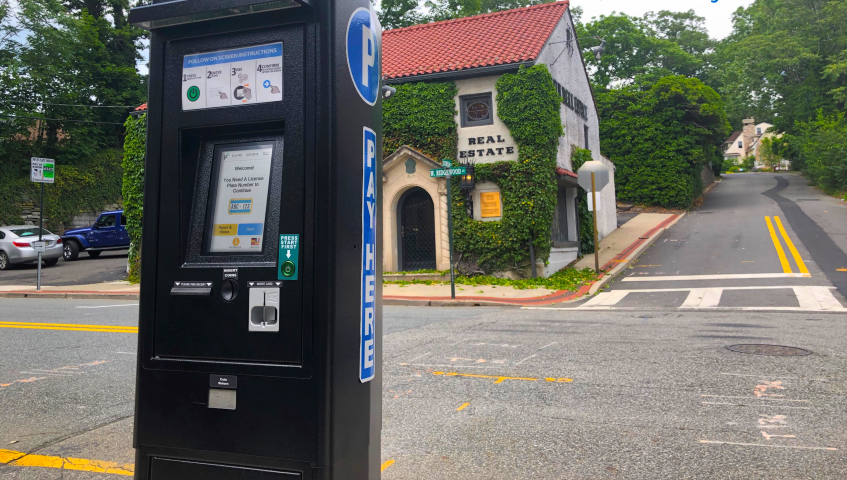 The 85 new CWT Touch kiosks replace older coin-operated single-space meters.