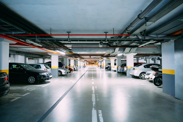 Operators monitor security across 18 parking lots from a single pane of glass