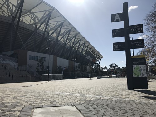 , HUB Parking Australia is supporting the Bankwest Stadium in NSW to achieve fast traffic management, even during busy events, thanks to a ticketed LPR solution and VMS panels that provide customized messages