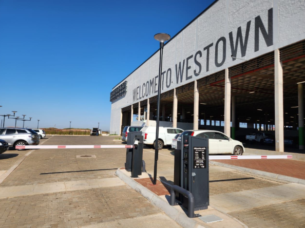 Westown Square Rolls Out Cashless