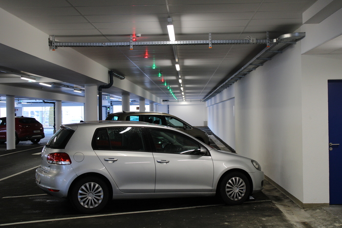  Over 250 ultrasonic sensors will direct drivers looking for parking spaces and organize the parking situations in underground car parks.
