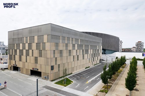 Building with Nordisk Profil facade solution Woodfac Click.