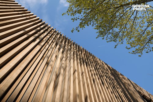 Building with Nordisk Profil facade Woodfac Panel.