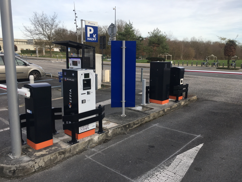 Orbility overhauled equipment at 20 car parks in Cergy Pontoise, installing 32 entry lanes, 33 exit lanes and 20 pay on foot stations
