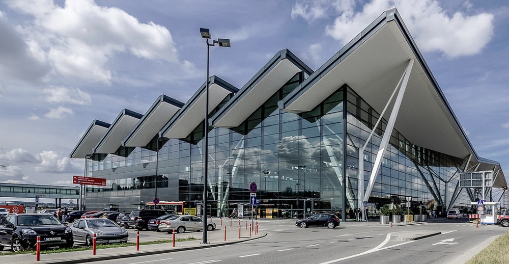 Lech Walęsa Gdansk International Airport has chosen ParkCloud as a marketing partner 