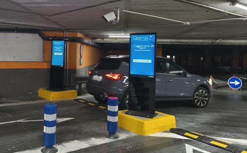 Gran Via 2 Gran Via 2 parking exit