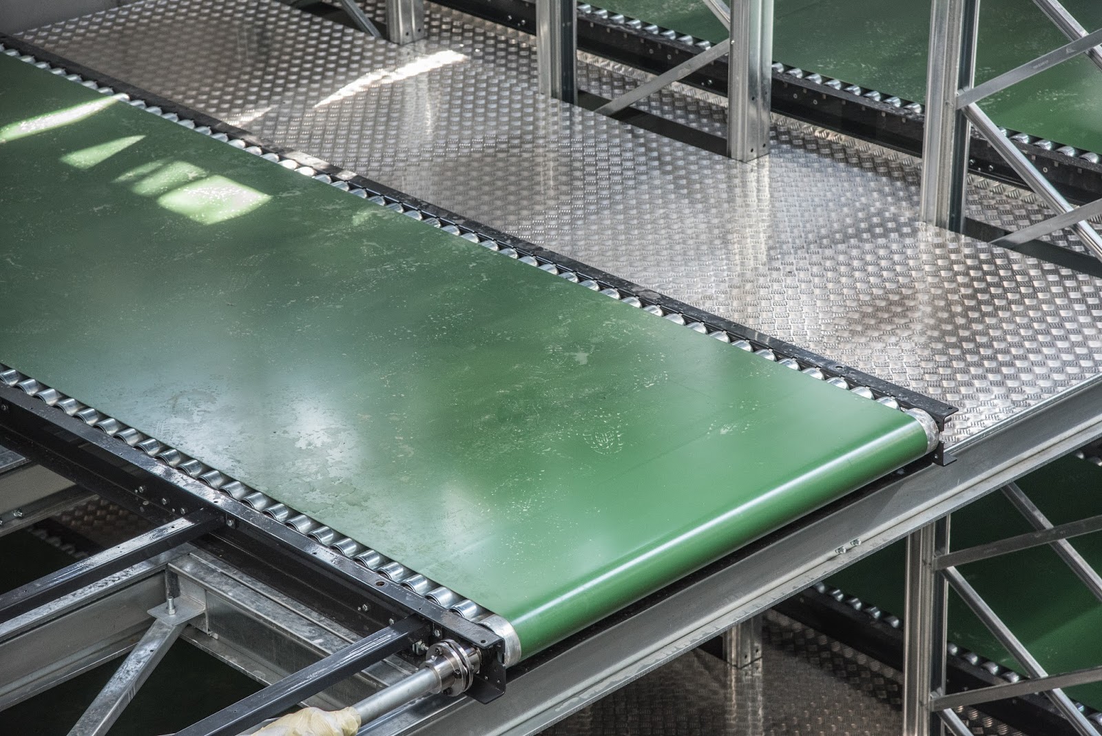 Conveyor Systems for Automated Parking