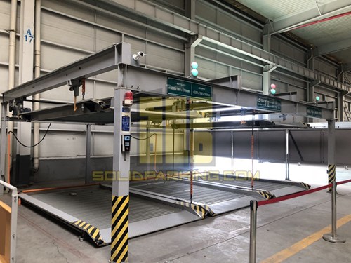 image of a lift from SolidParking