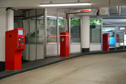 Cashless parking machine