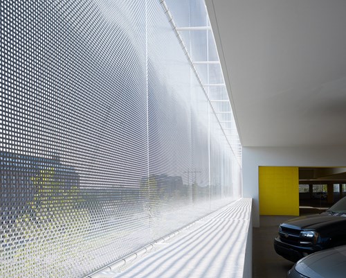 transparency of architectural mesh