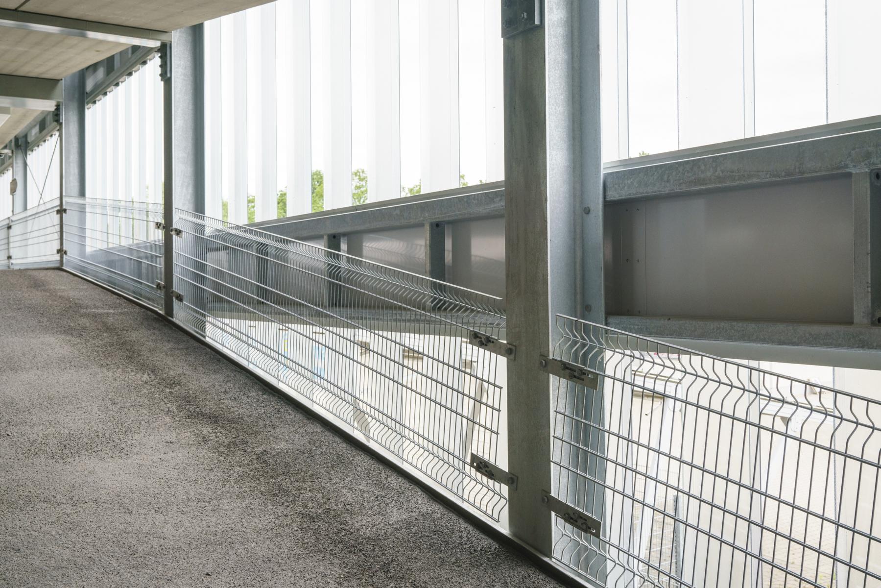 projekt w has expanded its portfolio of grid-based safety barrier 