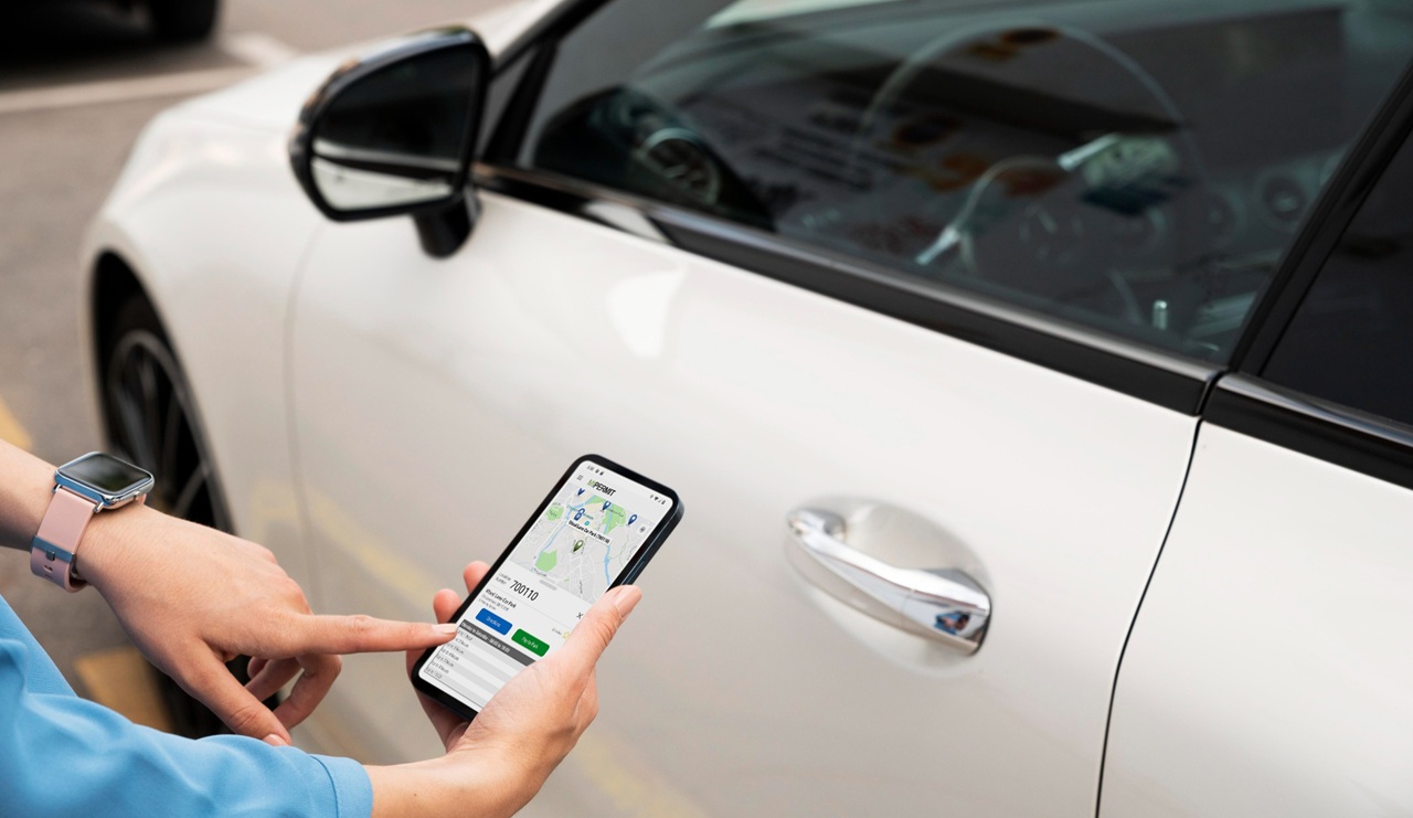 The app runs at more than 1,900 parking locations across the UK, in over 300 towns and districts