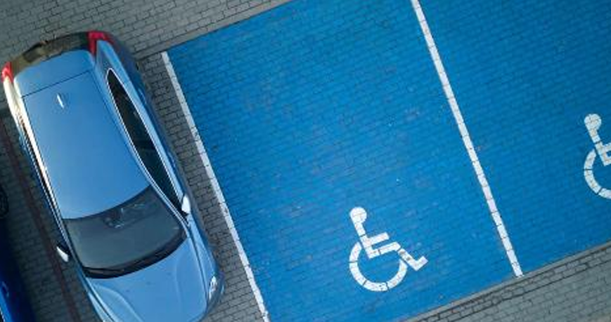 PRM cards: official, personal, non-transferable permits that allow cardholders to park in designated spaces across the European Union. But even this system faces challenges, such as fraud or improper use