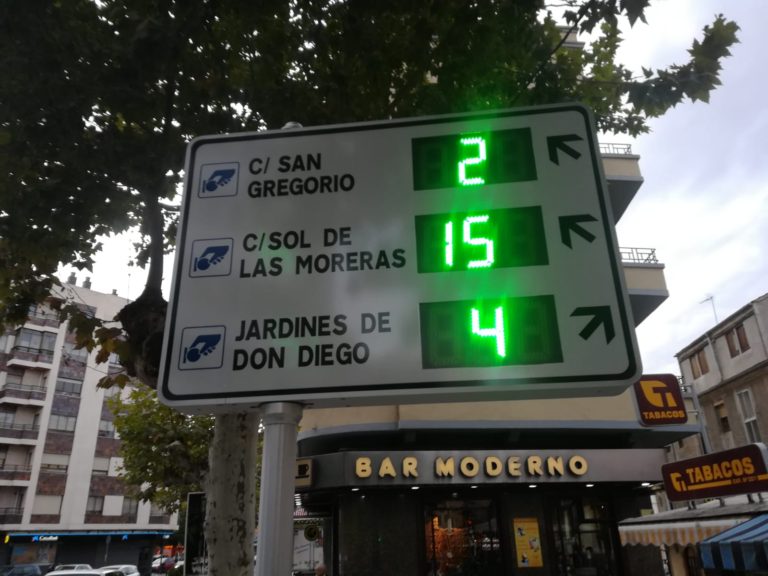 Aranda del Duero Town Signage 