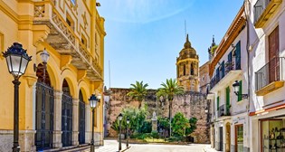 Urbiotica: Sitges Digitalizes Its Regulated Parking With Smart Parking Technology